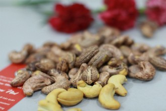 Dihona tóm tắt giới thiệu về hạt điều rang muối vỏ lụa Dihona tóm tắt giới thiệu về hạt điều rang muối vỏ lụa