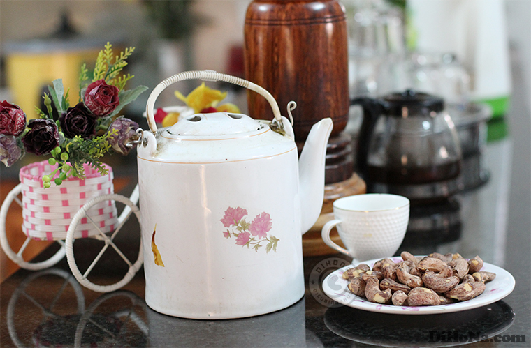 quà tặng qua-tang