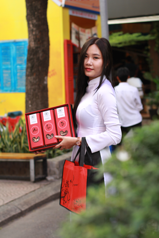 hộp quà tết tphcm hop-qua-tet-tp-hcm